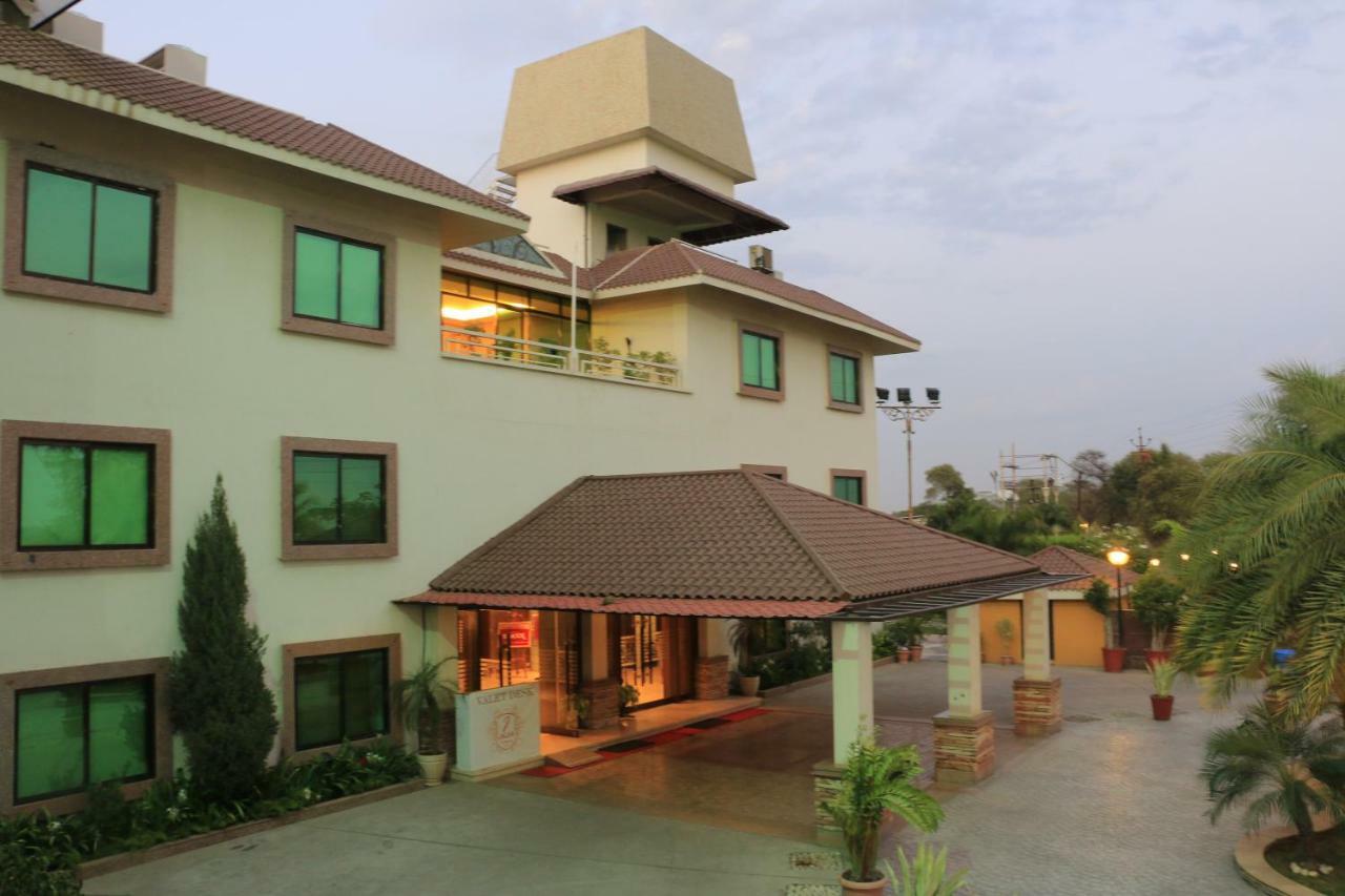 Jalsa Resort Indaur Exteriér fotografie