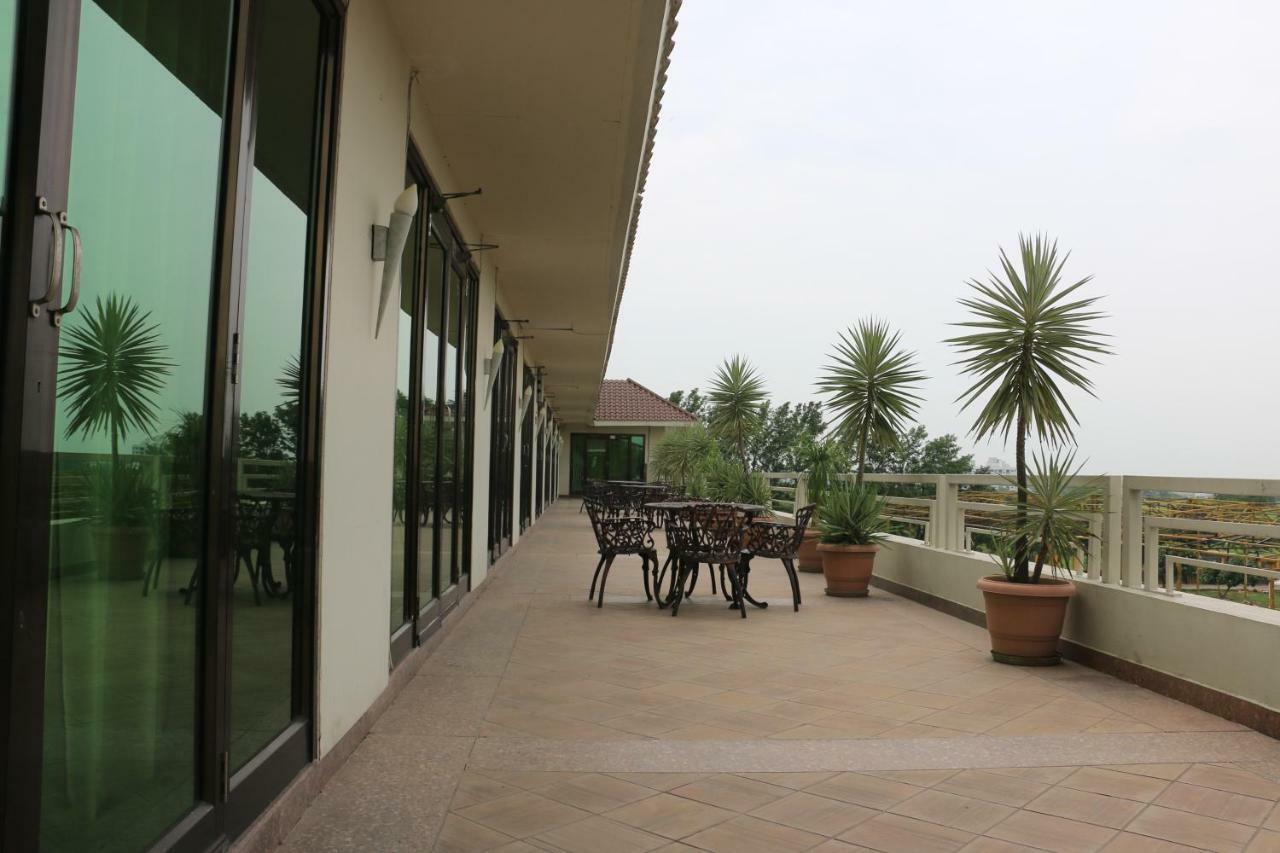 Jalsa Resort Indaur Exteriér fotografie