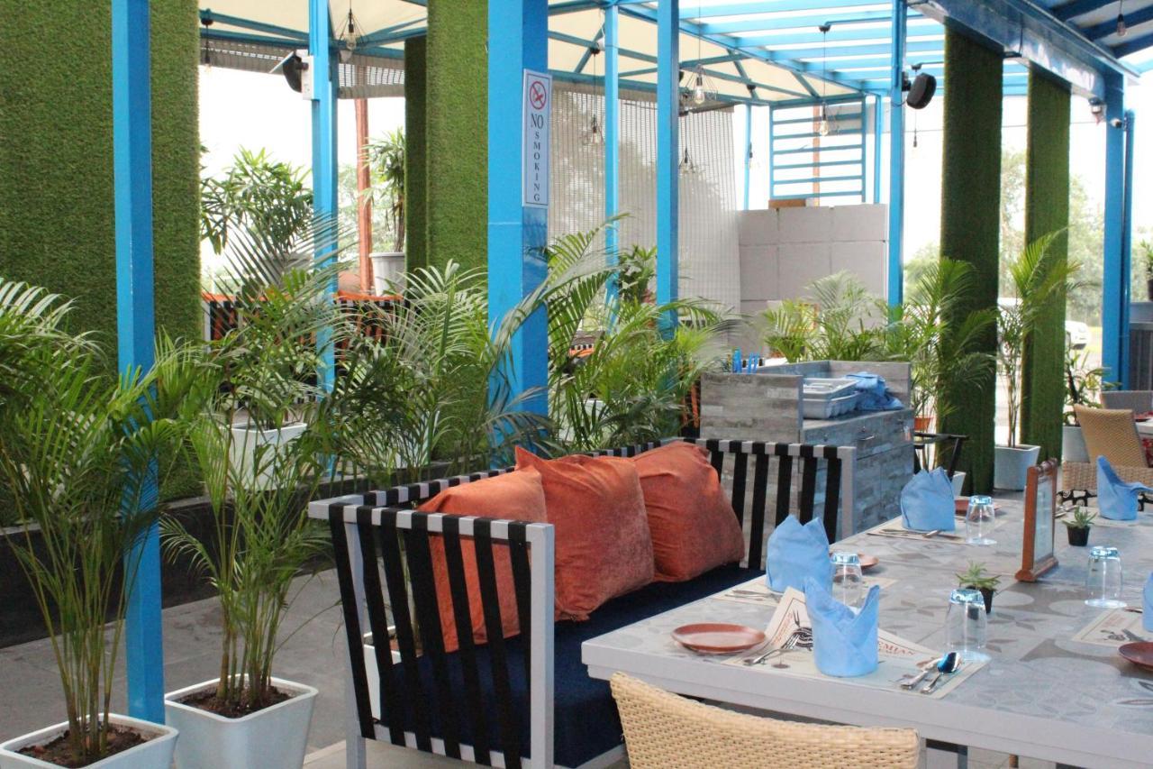 Jalsa Resort Indaur Exteriér fotografie